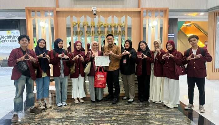Mahasiswa Ilmu Komunikasi Universitas Almarisah Madani Perdalam Manajemen Reputasi di PLN UID Sulselrabar