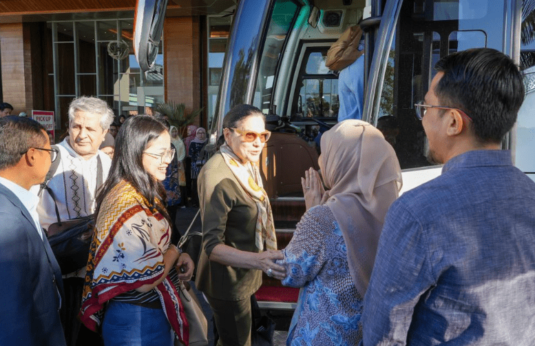Wakil Wali Kota Makassar Aliyah Mustika Ilham Lepas 38 Delegasi IGS dari Berbagai Negara