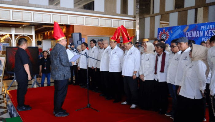 Wali Kota Lantik Pengurus Dewan Kesenian Makassar, Janji Bangun Gedung Pertunjukan Seni Sebelum 2028