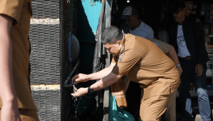 Pastikan Distribusi Air PDAM Optimal, Munafri Cek Langsung Reservoir hingga Rumah Warga