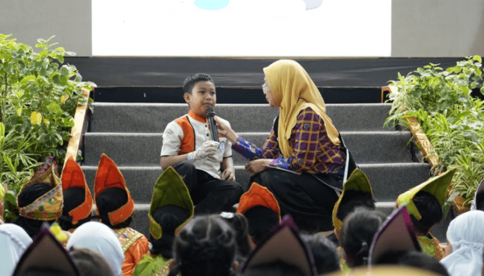 Melinda Munafri Ajak Anak Makassar Cintai Lingkungan Lewat Storytelling Hari Anak Nasional