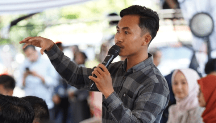 Siapa Aku? Di Antara Diri, Masyarakat, dan Tanggung Jawab Perubahan