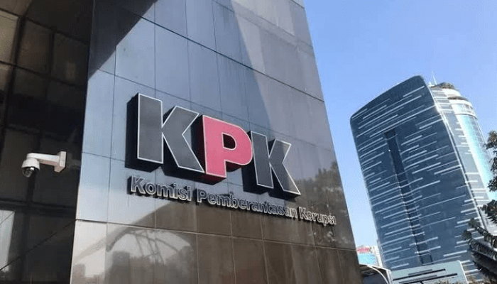 KPK Verifikasi Laporan Menhut Raja Juli soal Penolakan Amplop dari Bupati Kuansing