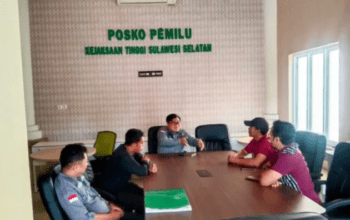Kawal Kasus Seragam Sekolah dan Ambulans CSR, Aliansi MUAK Datangi Kejati Sulsel