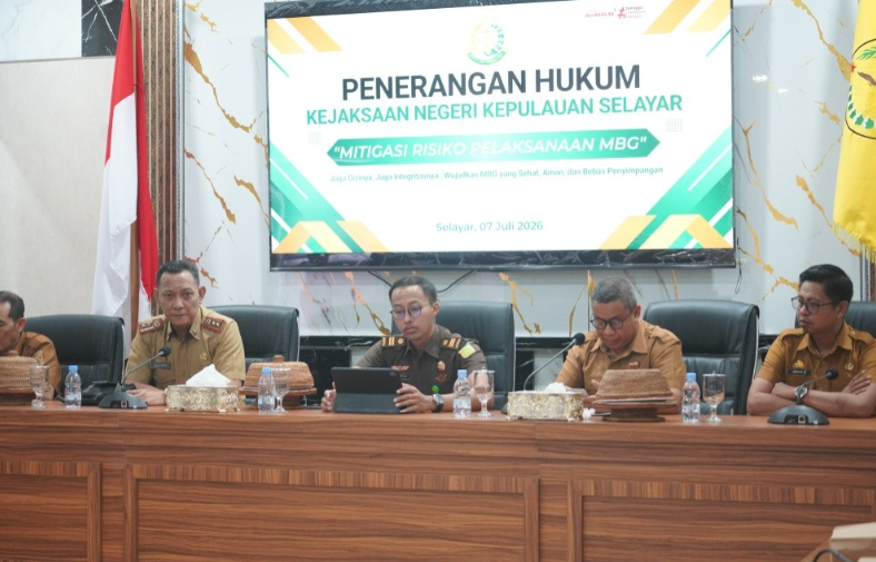 Kejari Selayar Beri Penerangan Hukum Mitigasi Risiko MBG, Dorong Program Sehat dan Bebas Penyimpangan