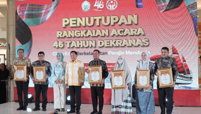 Pemkot Makassar Raih Penghargaan Nasional atas Pengembangan Wastra dan Kriya