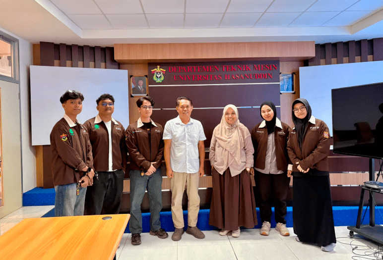 Lima Mahasiswa Teknik Mesin Unhas Jalani Magang Industri di Jepang Selama Enam Bulan