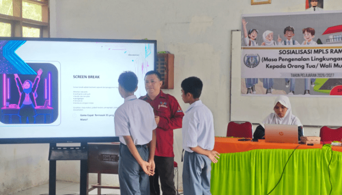 MPLS SMAN 10 Bulukumba Bekali Siswa Baru dengan Literasi Digital dan Etika Bermedia