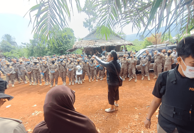 Penggusuran warga di Laoli Luwu Timur2