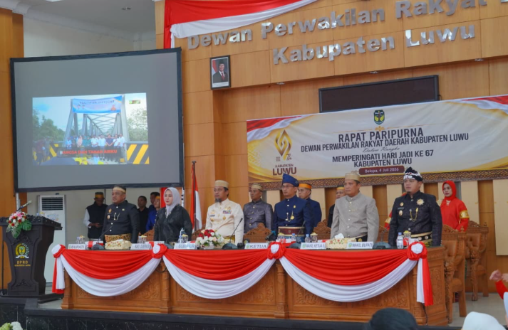 Rapat Paripurna Hari Jadi ke-67 Kabupaten Luwu