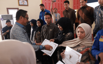 162 CPNS Polewali Mandar Terima Sertifikat Latsar, Personel Satpol PP dan Damkar Raih Predikat Terbaik