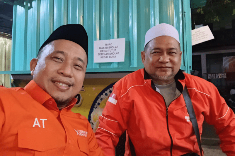 Ketua DPW PGR Sulsel Asri Tadda bersama Ketua DPD PGR Kota Makassar Firdaus Malie