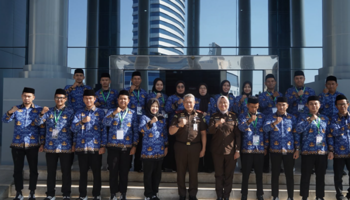 Kajati Sulsel Lepas Kontingen Kejaksaan RI ke MTQ VIII KORPRI Nasional 2026