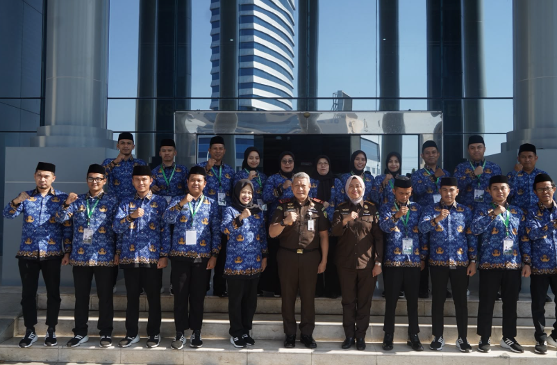 Kajati Sulsel Muhammad Syarifuddin Lepas Kontingen Kejaksaan RI, Siap Harumkan Korps Adhyaksa di MTQ VIII KORPRI 2026