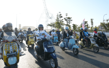 Riding Vespa Bersama Zudan, Munafri Ajak ASN Kampanyekan Tertib Berlalu Lintas