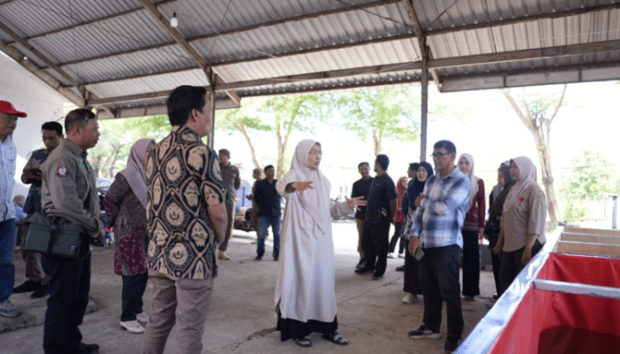 Tinjau TPS3R Paccerekang dan Katimbang, Melinda Aksa Tekankan Penguatan Pengelolaan Sampah dari Sumber