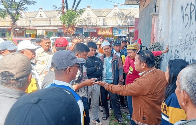 Kisruh di Pusat Niaga Daya