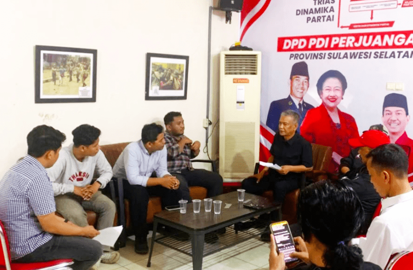 Mahasiswa Geruduk Kantor PDIP Sulsel, Tuntut Evaluasi Ketua DPRD Luwu Timur