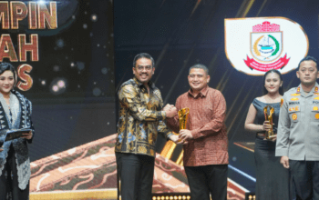 LONTARA+ Antar Munafri Arifuddin Raih Penghargaan Pemimpin Daerah Award 2026