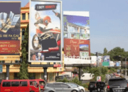 Potret Reklame di Kota Makassar