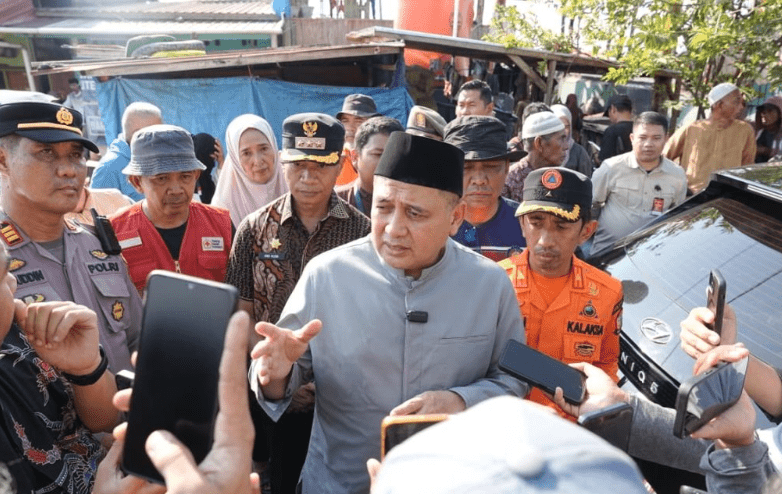 Wali Kota Makassar Tinjau Lokasi Kebakaran di Tallo Pastikan Kebutuhan Warga Terpenuhi