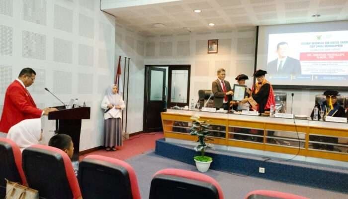 Sekum KAHMI Sulsel Hidayah Muhallim Raih Doktor Sosiologi Unhas