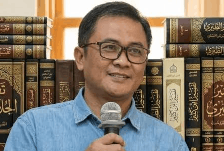 Baharuddin Hafid (Akademisi Universitas Megarezky Makassar)