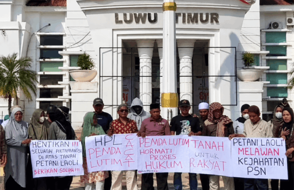 Petani Laoli Datangi Kantor Bupati Lutim