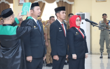 Bupati Jeneponto Lantik Tiga Pejabat, Tekankan Inovasi dan Keterbukaan terhadap Kritik
