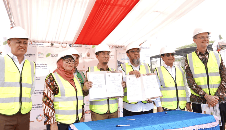 Dubes Inggris Dukung Unhas Kembangkan Ekonomi Hijau melalui Pengelolaan Sampah Terpadu