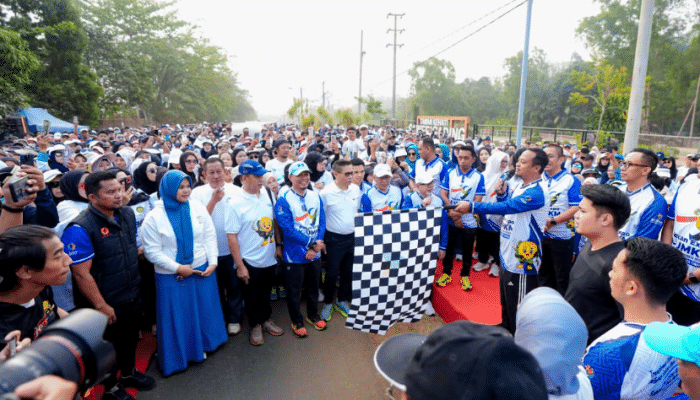 Ribuan Peserta Meriahkan Jalan Sehat Anti Mager, Gubernur Tutup Harkopnas Sulsel di Sorowako