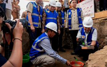 Gubernur Sulsel Bersama Menteri Kebudayaan Fadli Zon Letakkan Batu Pertama Revitalisasi Benteng Somba Opu