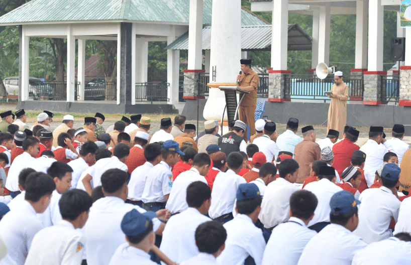 Hadapi Ancaman Kekeringan,Bupati Lutra Pimpin Ikhtiar Spritual Lewat Sholat Istisqa