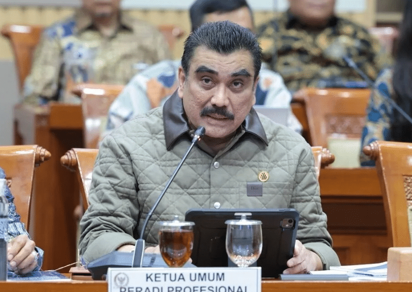 Ketua Umum DPN Peradi Profesional, Prof Dr Harris Arthur Hedar