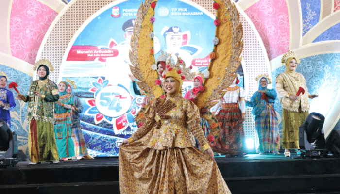 Lomba Defile HKG PKK Makassar, 15 Kecamatan Tampilkan Kreativitas dan Ciri Khas Wilayah