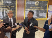 Tim Advokasi Penegak Etika, Moral, dan Integritas Bangsa Ahmad Khozinuddin di Kompleks Parlemen, Senayan (Foto Inilahcom)