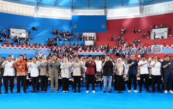 Wali Kota Munafri Dampingi Mensos RI Luncurkan Gerakan Peduli Tetangga di Makassar
